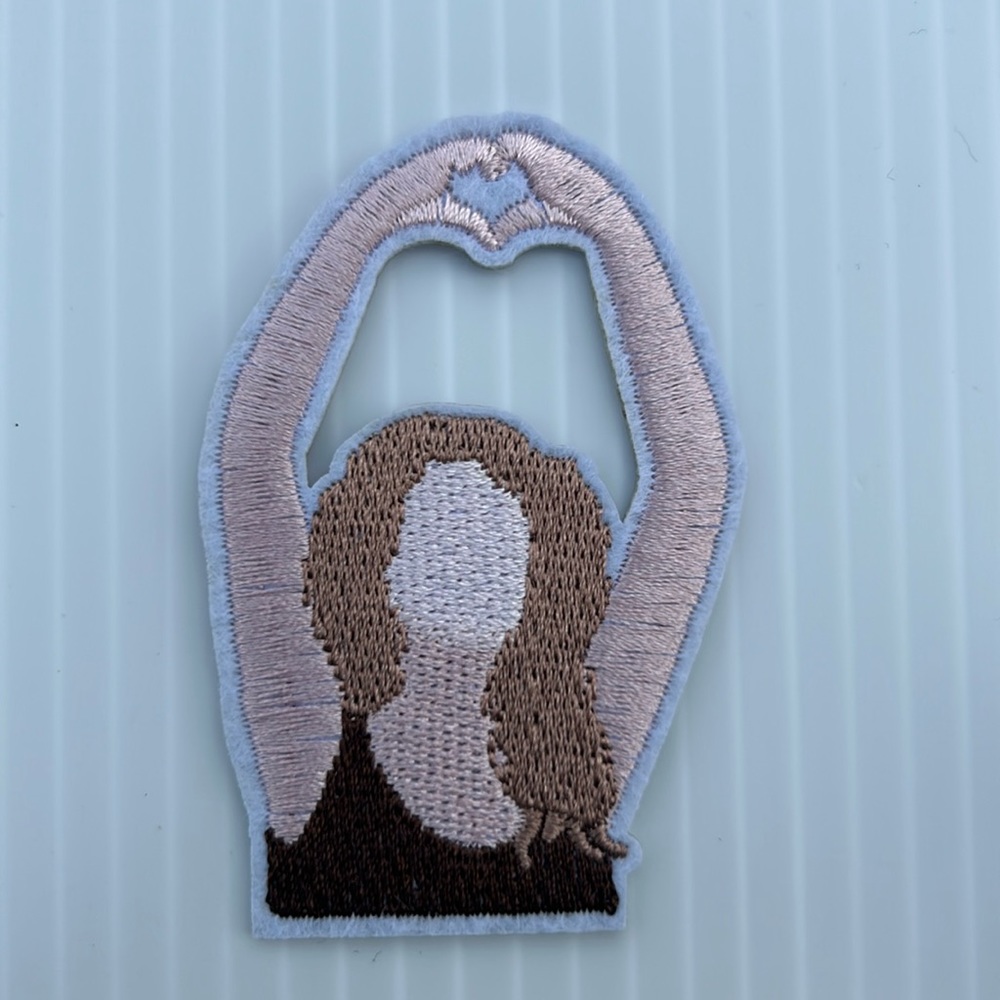 Pop Singer Taylor Swift heart hands iron on embroidered patch